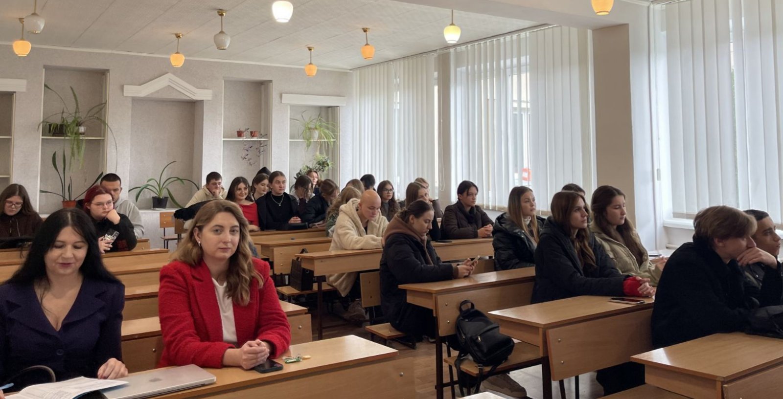 Студенти-журналісти під час зустрічі з гостем у стінах ТНПУ.jpg